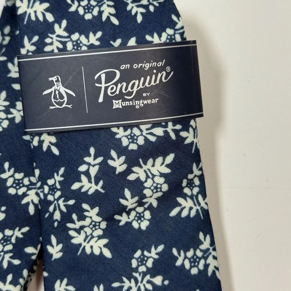 Original Penguin Polyester Cotton Blend Blue White Floral Skinny Neck Tie New
